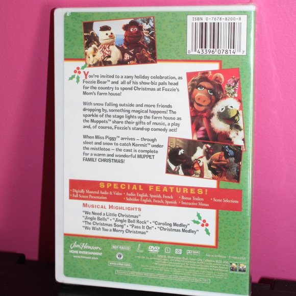 A Muppet Family Christmas DVD - Picture 2 of 3